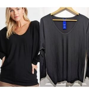 NEW Kit and Ace | Merino Wave Long Sleeve Tee in black